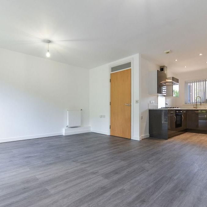 3 bedroom terraced house to rent - Photo 1