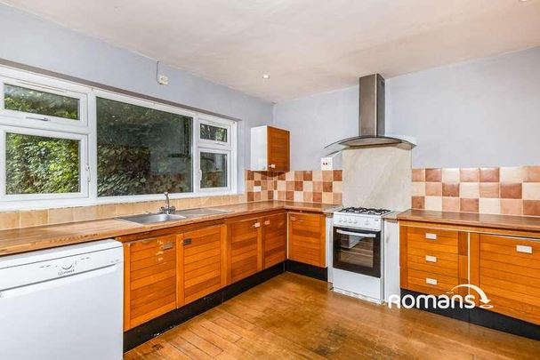 London Road, Twyford, Reading, RG10 - Photo 1