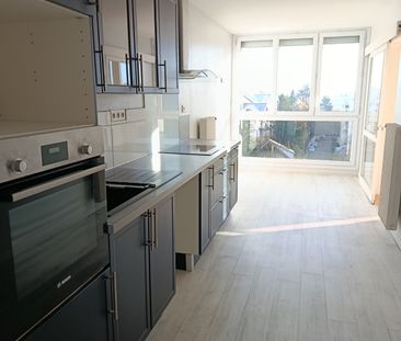 Location Appartement 4 pièces 106m² ORLEANS 45100 - Photo 3