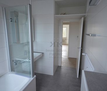 Schöne helle 3-Raumwohnung mit modernen Badezimmer und Balkon. - Foto 2