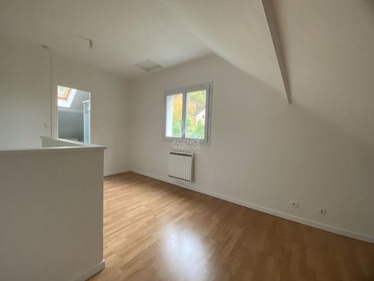 Appartement Duplex Pontoise 33.67 m2 - Photo 1