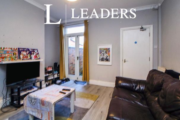 5 bedroom terraced house to rent - Photo 1