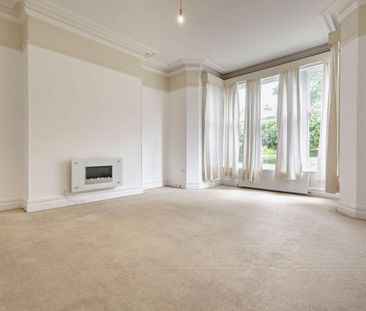 2 bedroom Flat To Let - Photo 5