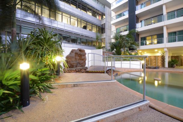 STUNNING STUDIO APARTMENT IN CBD - ELECTRICITY INCLUDED - Photo 1