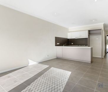 3 BEDROOM HOME, IN A GREAT LOCATION - Photo 2