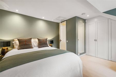 1 bedroom mews to rent - Photo 4