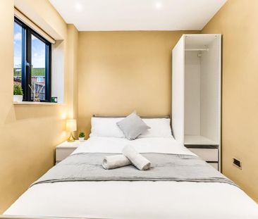 6 bedroom semi-detached house to rent - Photo 6