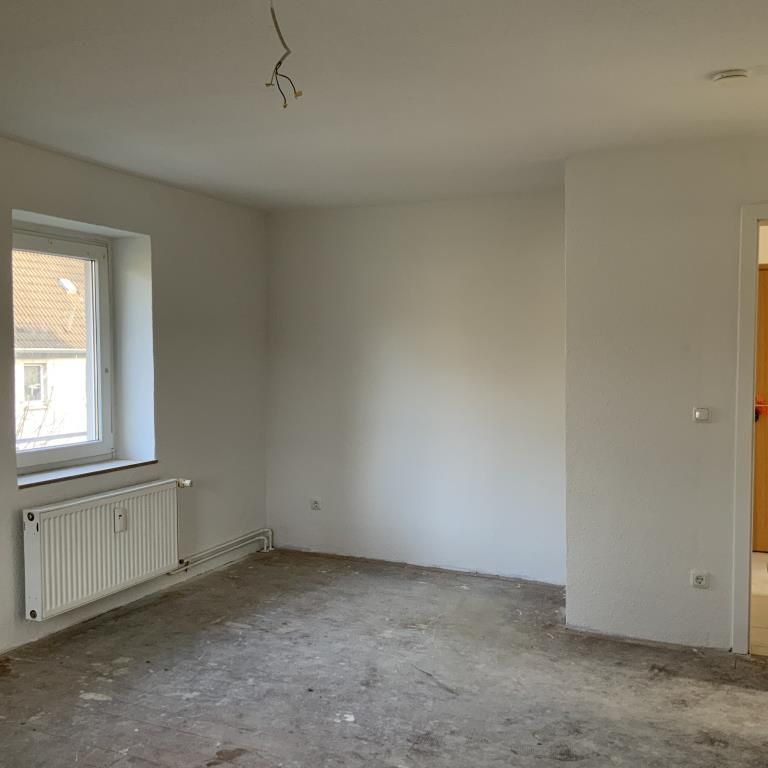 Neues Duschbad und neu tapeziert mit einer großen Küche - Foto 1