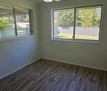 Convenient Location - Photo 3