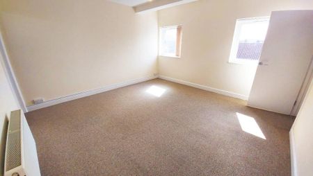 1 bedroom duplex to rent - Photo 2