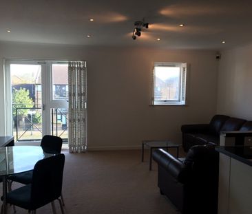 1 Bed Flat, Whiteadder Way, E14 - Photo 1