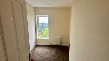 2 bedroom House To Let Total Size: 679 SQ FT - Photo 4