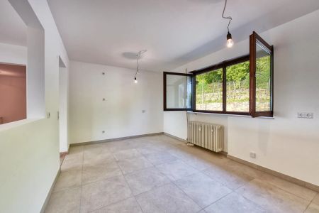 +++ Beste Süd-Hang-Aussichts-Lage - EG-Whg. & UG-Whg. - Süd-Balkon, Terrasse & Gemeinschaftsgarten - inklusive Garage +++ - Photo 4