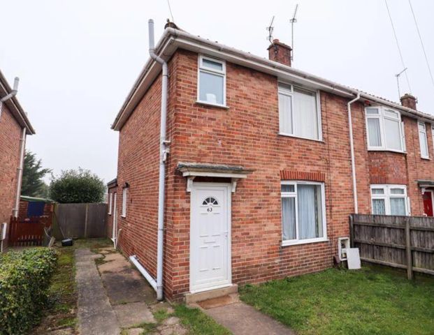 5 bed semi-detached house to rent in Earlham Grove, Norwich, NR5 - Photo 1