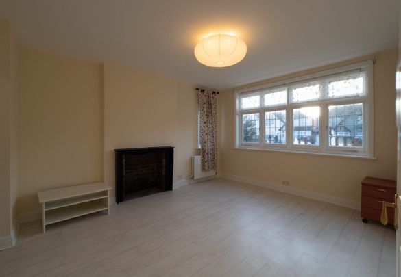 4 Bed Semi-Detached House, East Lane, HA0 - Photo 1