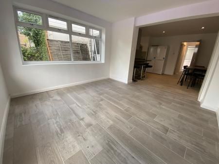 6 Bedroom Student Home - 32 Downs Road, UKC - Photo 2