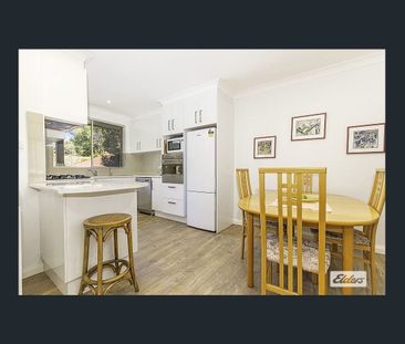 Neat, tidy and modern 2 bedroom unit, Situated in a small complex o... - Photo 3