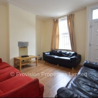 4 Bedroom Student Properties - Photo 1