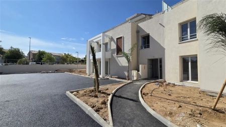 Location appartement 3 pièces - 53m² à Six fours les plages (83140) - Photo 3