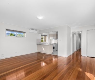 Neat 2 Bedroom Unit - Photo 3