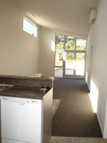 2/120 Johnsonville Road, Johnsonville - Photo 2