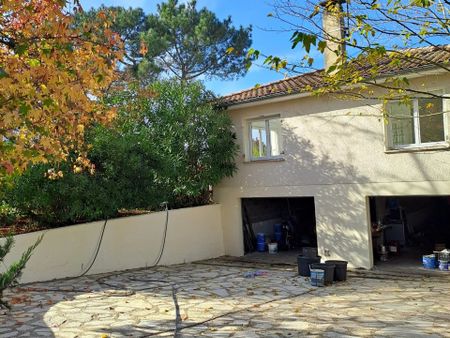 Location Maison 5 pièces 152 m2 à Artigues-Près-Bordeaux - Photo 4