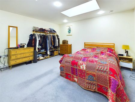 King Street, Twickenham - 1 bedroomProperty for lettings - Chasebuchanan - Photo 5