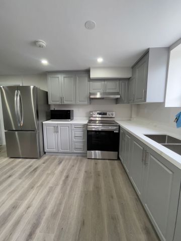 For Lease - 5522 Fleur-De-Lis Court, Mississauga, Ontario - Photo 2