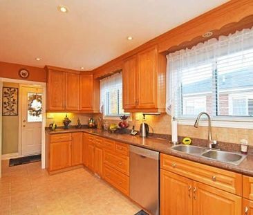 For Lease - 1602 Coram Crescent Unit# Main, Mississauga, Ontario - Photo 1