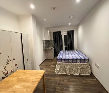 Studio Flat, Fordel Road, SE6 - Photo 3