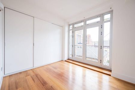 2 bedroom flat to rent - Photo 3