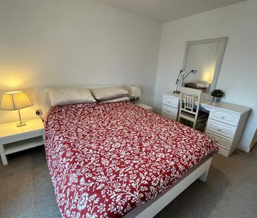 2 bedroom apartment to rent - Photo 5