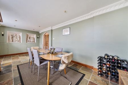 5 bedroom detached house to rent - Photo 5