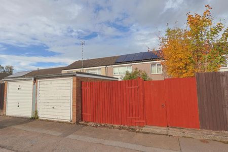 Utrillo Close, Coventry - Large 3 Bedroom Mid Terrace with Garage - Photo 3