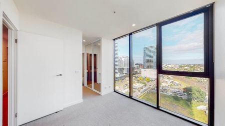 Stylish Apartment Living with Premium Amenities - Photo 4