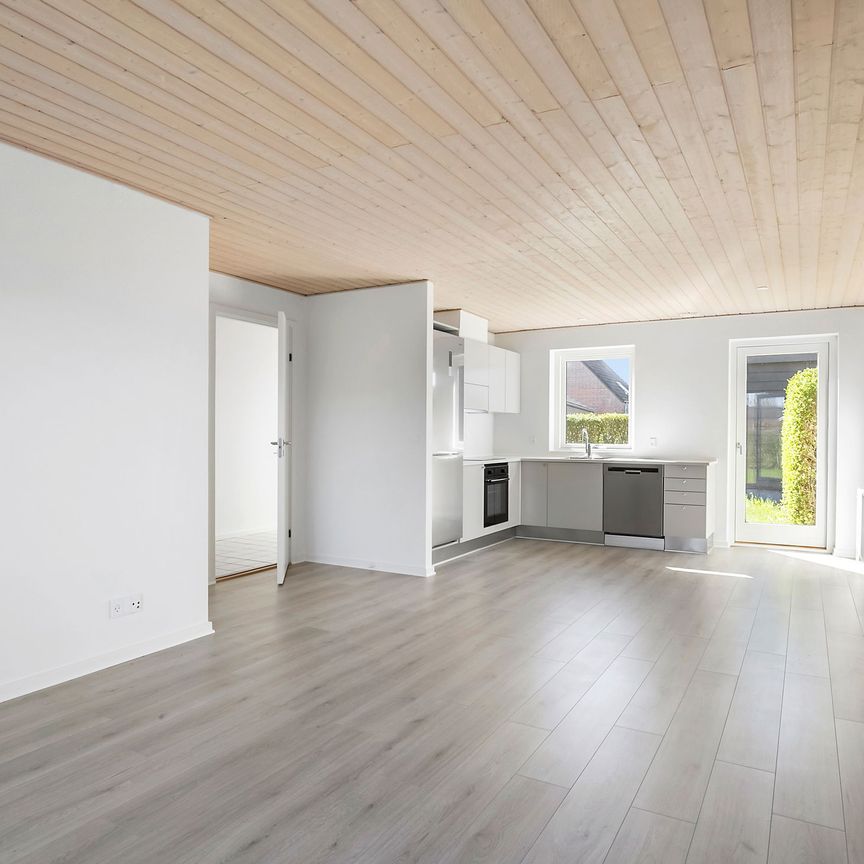 Attraktiv lejebolig i Fraugde, med gratis parkering og familievenligt - Foto 1
