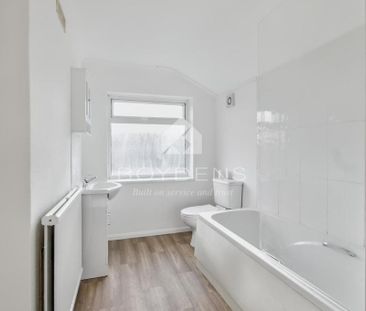 2 bedroom end of terrace house to rent - Photo 5