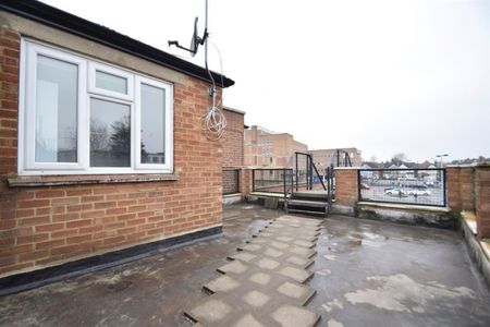 Station Road, Harrow, Middlesex, HA1 2RU - Photo 2