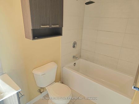 For Lease - 2150 Lawrence Avenue Unit# 509, Toronto, Ontario - Photo 2