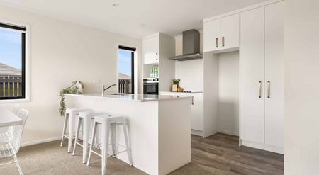 Refreshing Outlook - Photo 2