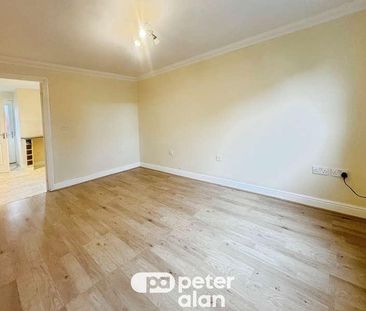 Angel Way, North Cornelly, Bridgend, CF33 - Photo 1