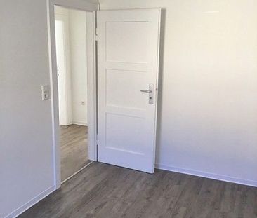 Für Sie renoviert. 2,5-Zimmer-Wohnung ab sofort frei - Photo 3