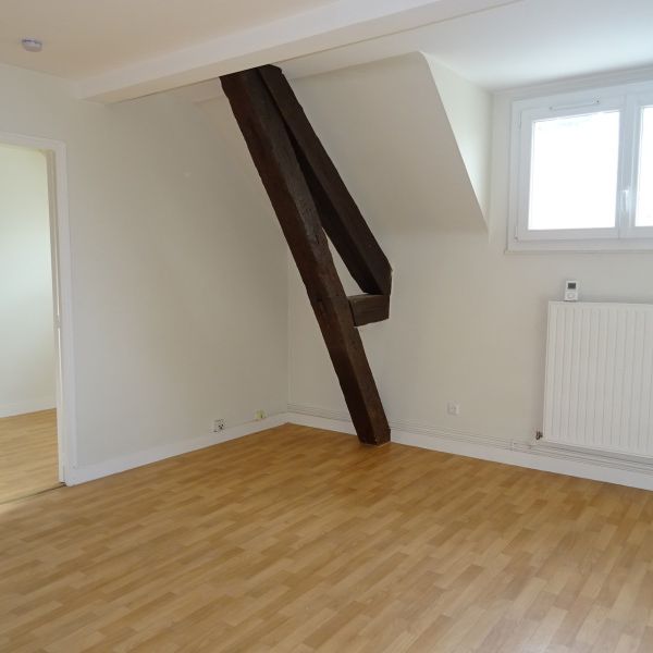 Location Appartement 2 pièces 42m² ORLEANS 45000 - Photo 1