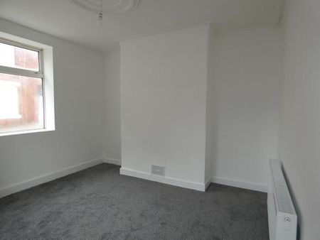 2 bedroom property to rent - Photo 2