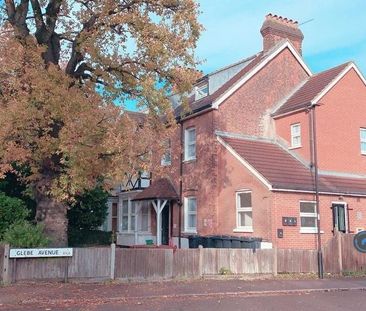 1 bedroom in a flat share to rent - Photo 4