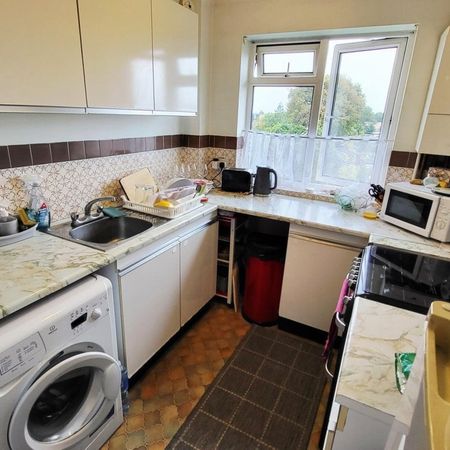 Harris Close - Photo 3