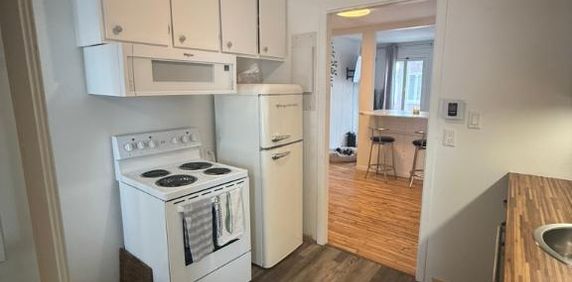 4 1/2 meublé vieux Québec - Photo 2