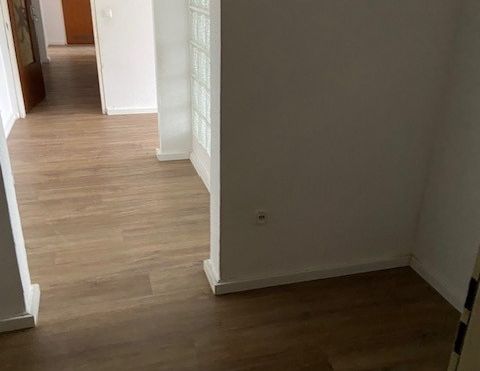 Helle und moderne 3-Zimmer-Wohnung in Wuppertal Vohwinkel - Photo 1