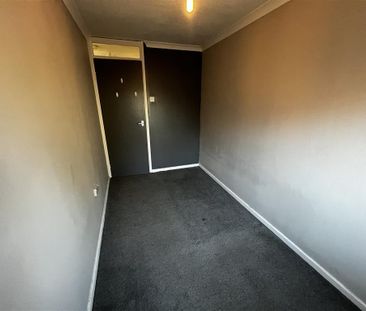 Lushington Close, NORWICH - Photo 1