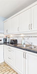 Henley Road, Reading Henley Road, Reading - Photo 4